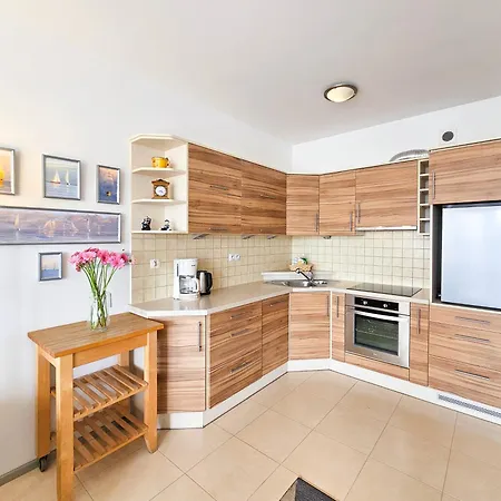 Visit Baltic - Z Widokiem Na Port Ww14 *